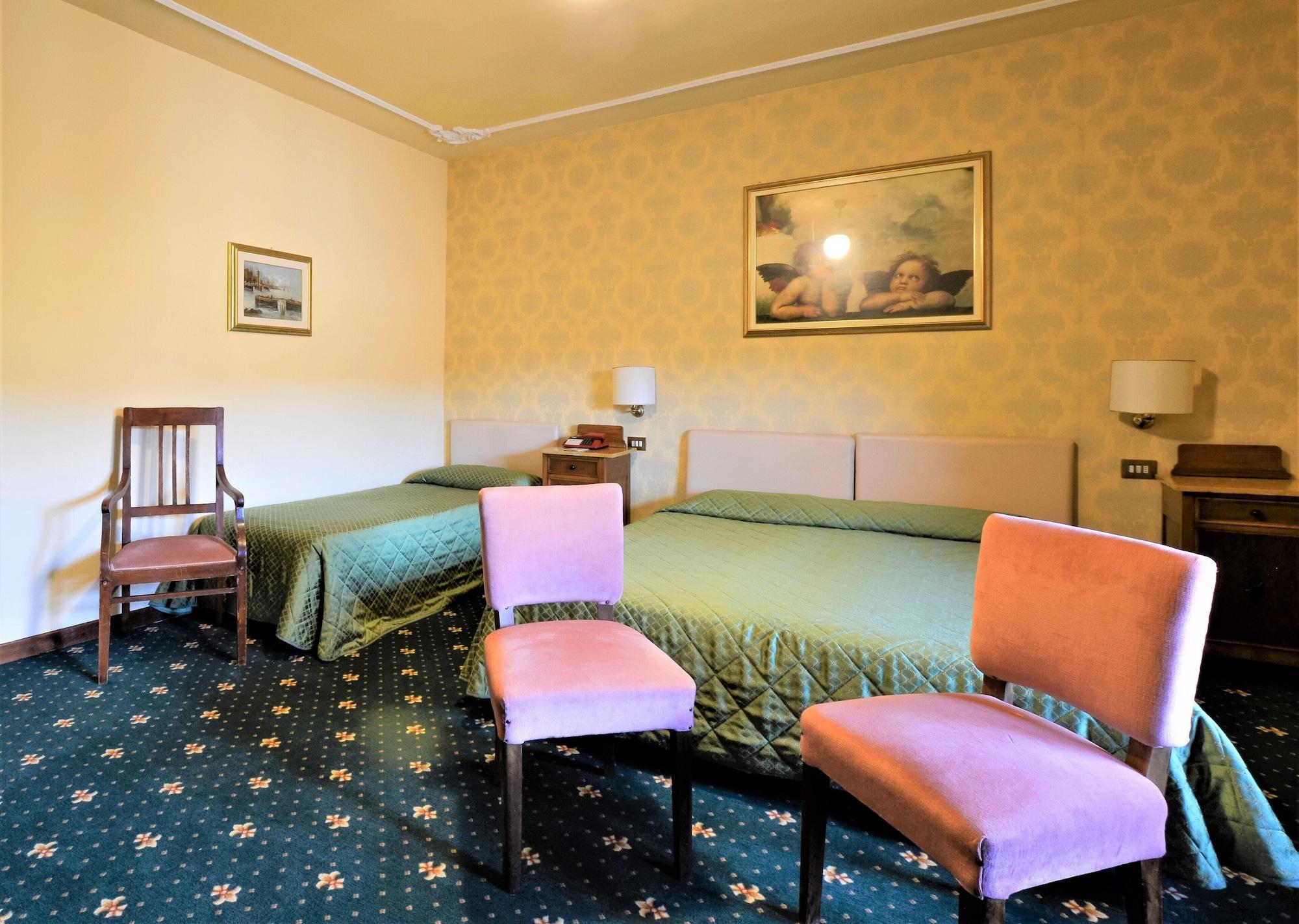 Hotel Grand Plaza & Maggiore 4*