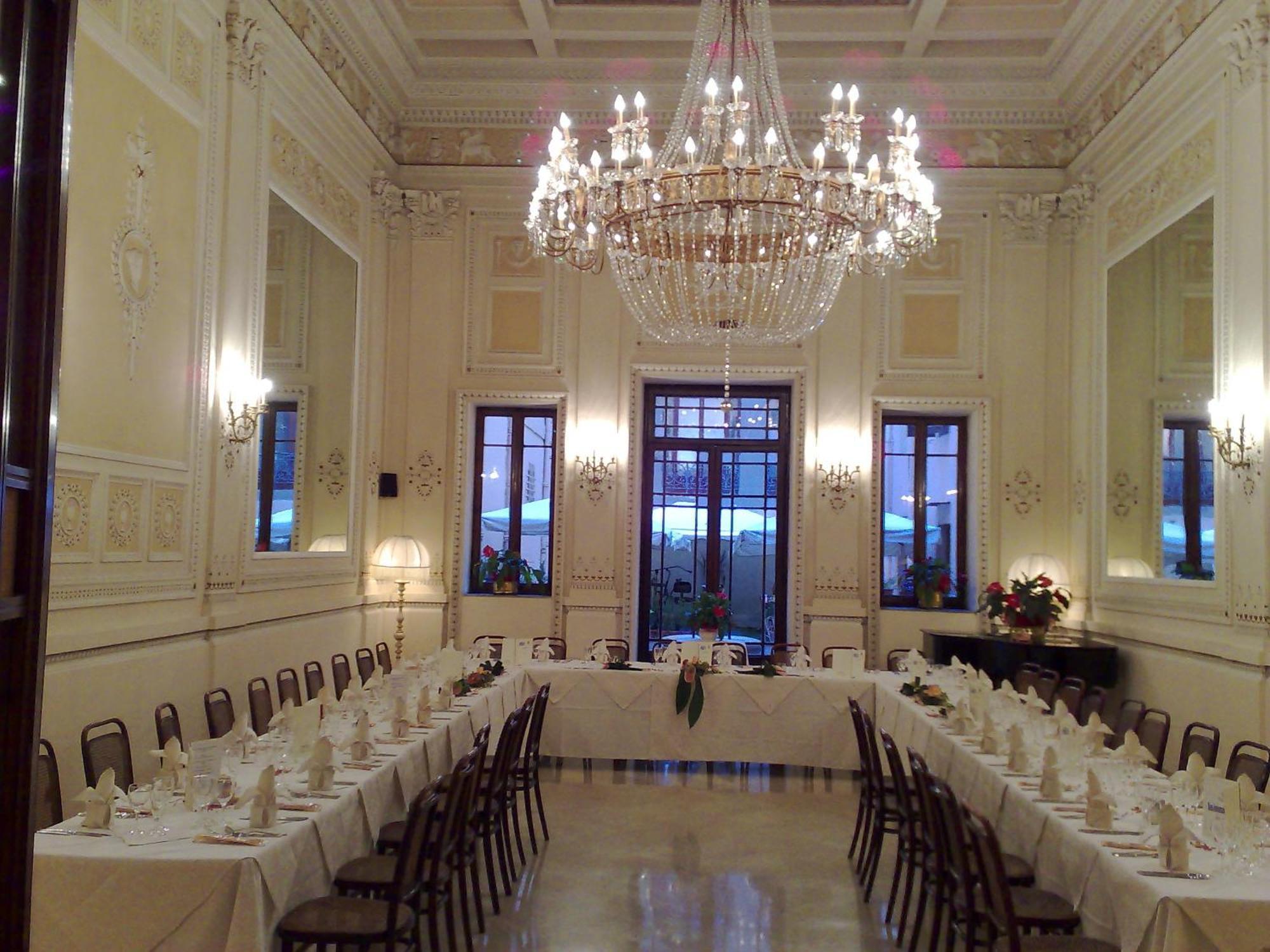 Hotel Grand Plaza & Maggiore